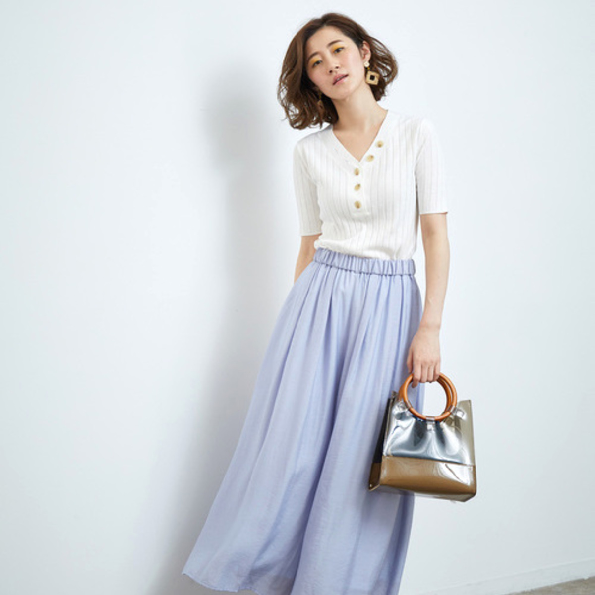 みんな大好きパンツコーデ 夏の大人な着こなしをまとめてご紹介 年6月24日 ウーマンエキサイト 1 4