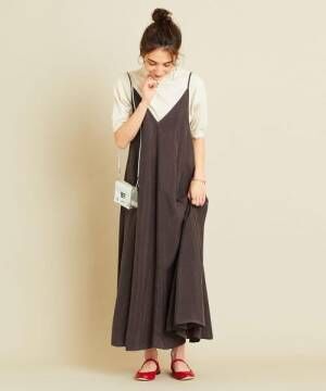 キャミソールワンピースの秋コーデ おすすめの秋の着こなし方をご紹介 年9月21日 ウーマンエキサイト 1 6