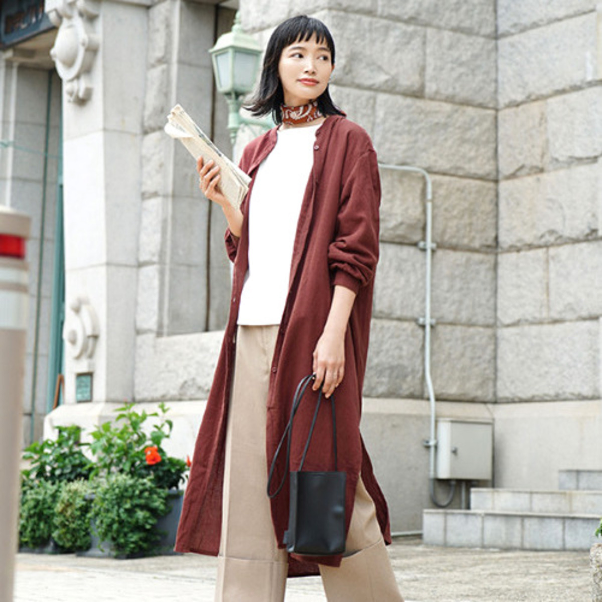 優秀シャツワンピースでつくる大人の秋コーデ15選 羽織りアイテムとしても大活躍 年10月14日 ウーマンエキサイト 1 5