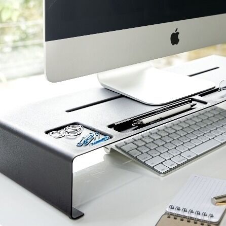 厳選 快適ホームオフィスで在宅勤務の効率up リモートワークに便利なグッズ特集 年10月日 ウーマンエキサイト 1 6