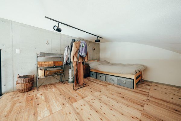 シンプルなベッドスペース