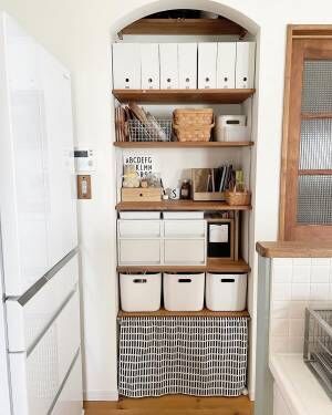 キッチン横の収納棚の整え方。無印良品アイテムを使ったアイデアをご紹介