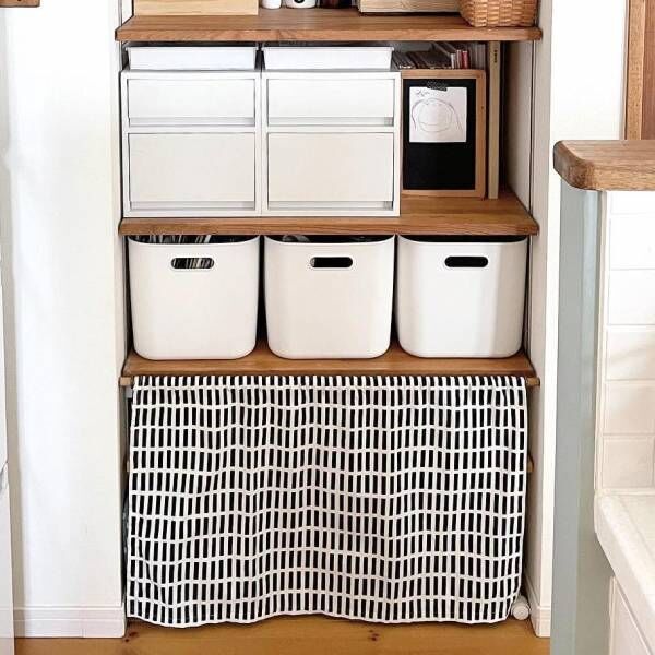 キッチン横の収納棚の整え方。無印良品アイテムを使ったアイデアをご紹介