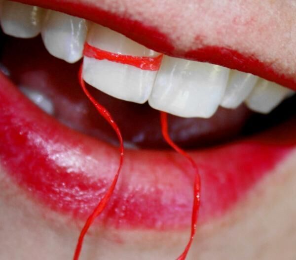 意外に見られている！美人度３割増しのピンク歯茎を作る方法３つ