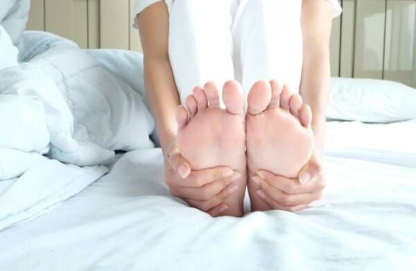 足の冷え対策 お風呂の中でできる 足裏マッサージ 血流アップ で効果増 ウーマンエキサイト 1 4