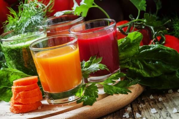 野菜ジュースを飲むことで得られる効果は？