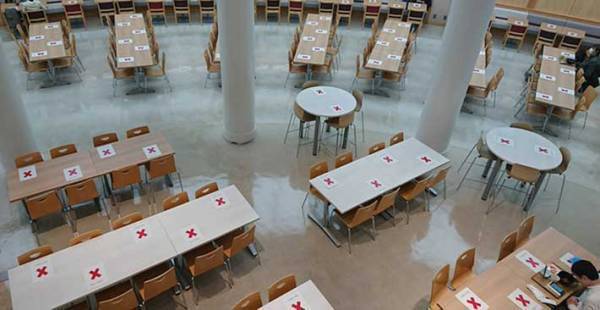 東大で見られた感染症対策　『食堂を写した１枚』に「こんな状態なのか」「よい判断」