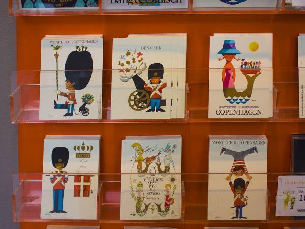 「どちらがいいかな」　文房具店で女性に声をかけたおじいさん　手に持っていたのは…