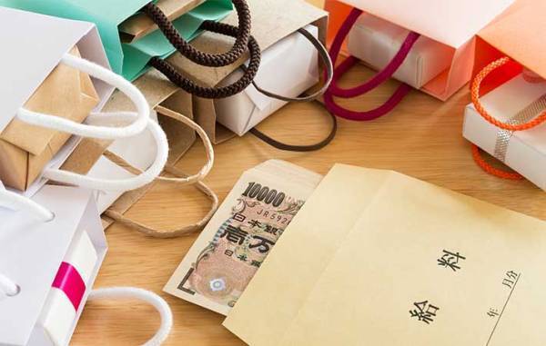 「ぜい沢してないのに、なぜかお金が貯まらない…」　理由はコレかも