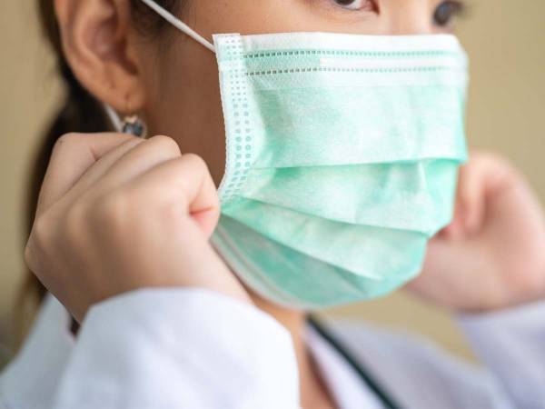 ジャニーズ事務所、マスク５０万枚と防護服３万３千着を寄付！　その理由に称賛の声