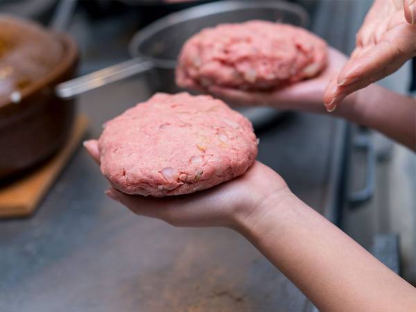 「早速作ります！」「知らなかった」　『つばめグリル』が自慢のレシピを無料公開