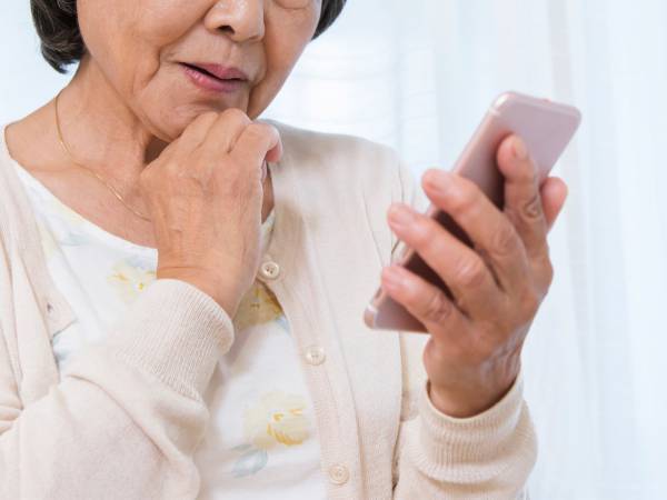 １０万円給付の便乗詐欺が横行　警視庁が公表した『詐欺メール』の内容は？　「個人情報守って」