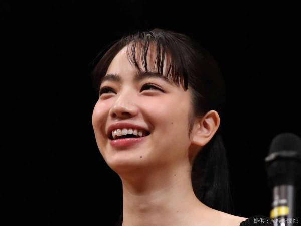 小松菜奈が菅田将暉にイライラしていることは？　２人のやりとりに「結婚しちゃえばいいのに」の声殺到