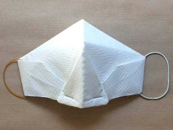 折るだけで作れる『マスク』とは？　「コスパ最高」「フィット感もいい」と話題
