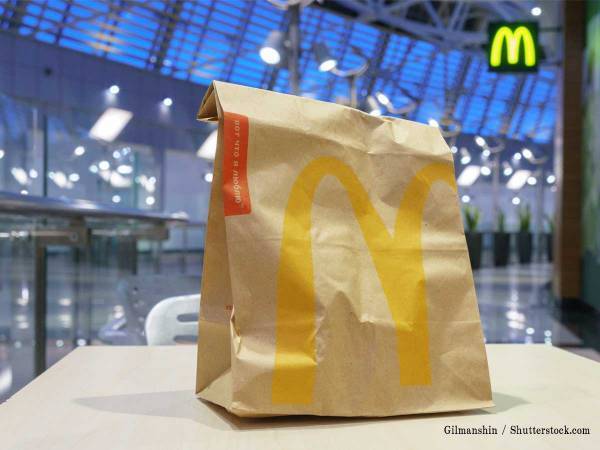 注文したマックが届いた！　袋を見ると、店員から『あるメッセージ』が…