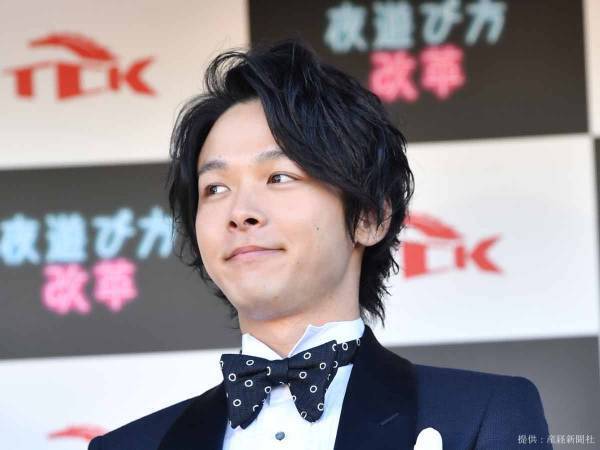 中村倫也が「人間嫌いだった」と過去を告白！　コミュニケーションの話に「深すぎる…」