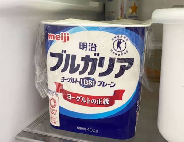 ヨーグルトのパックそのまま…　話題の『チーズケーキ』を作ってみると？「洗い物少ない」「簡単」