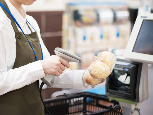 『ライフ』が１日臨時休業を発表　その理由に称賛の声が寄せられる