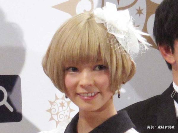 最上もが、昔のパスポート写真２枚を比較　「『整形した？』て言われても仕方ない」に反響