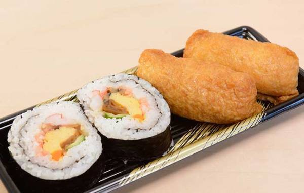寿司を買おうとしたら…？　目に飛び込んだ商品名に「笑った」「ナイスすぎる」