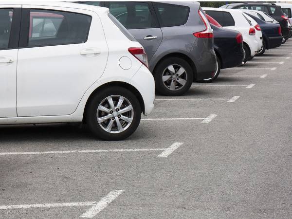 「その車の横は通らないほうがいい」　夫の言葉の意味を知ってハッとする