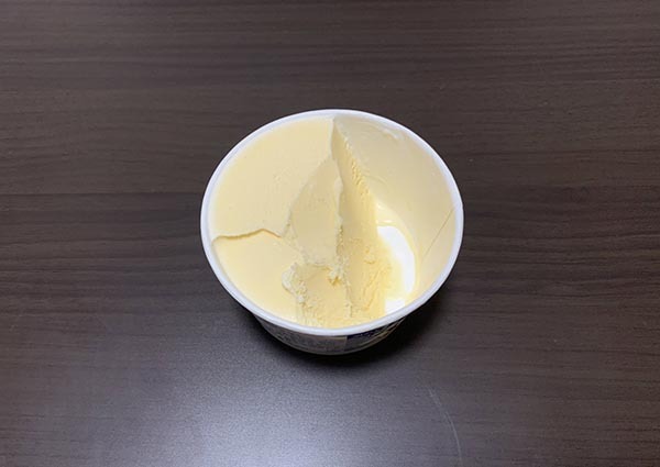 若者よ！これが『大人』だ！　１４万人の大人たちが納得の『アイスの食べ方』とは？