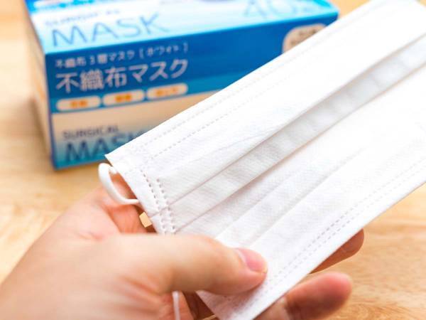 マスク未着用の店員を、客が１１０番通報　『マスク警察』の言動に「怖すぎる」の声