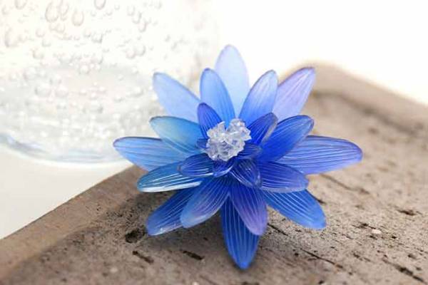 色鮮やかに透きとおった美しさ！　プラバン作りの奥深い魅力にため息…