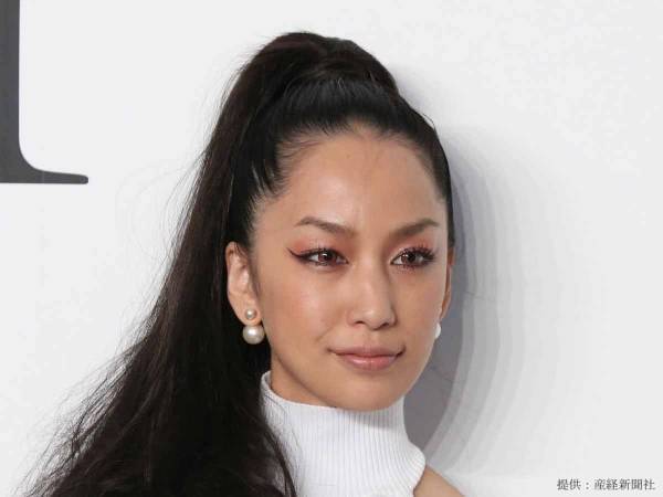 中島美嘉の手作りマスクに「かっこいい…」　余った布で作ったとは思えないクオリティに驚き！