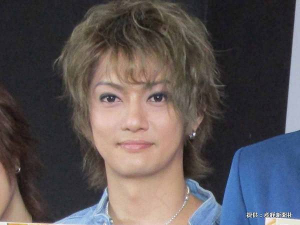 ゴールデンボンバーの新曲MVが公開！　喜屋武豊だけが話題になった理由は？