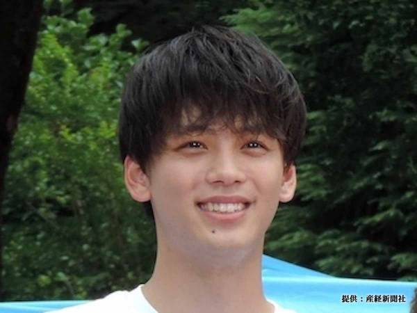 竹内涼真の弟・竹内唯人は歌手としても活躍！ インスタで３人兄妹の画像も公開