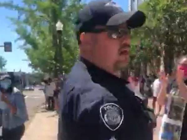 「これを報道して」「泣いた」　SNS上に投稿された『デモの光景』に反響