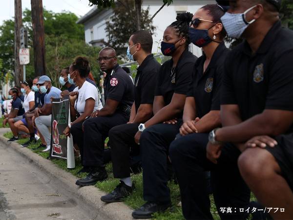 全米で行われた『８分４６秒の黙とう』　その意味に、心が張り裂ける