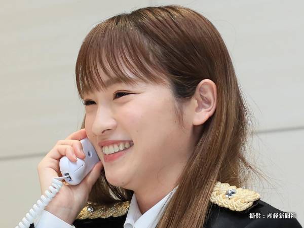 川栄李奈が久しぶりのインスタで仕事再開を報告！　お団子ヘアで「徐々に」