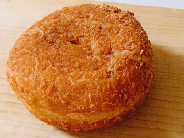 セブンイレブンのカレーパン、最も美味しい食べ方は？　「最高」「早速マネした」