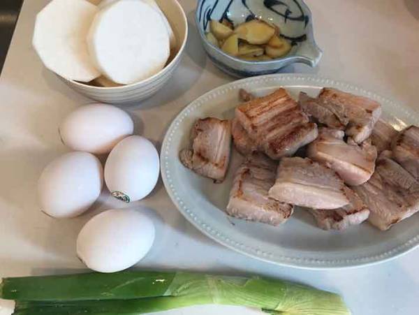 スイッチオンして放置で完成！炊飯器で手間なし角煮レシピ