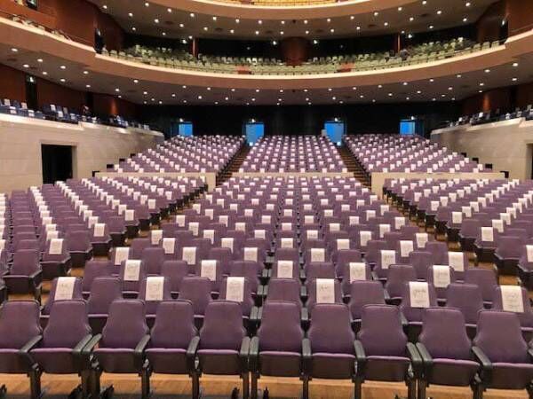 岡山のコンサートホールが『粋すぎる感染対策』を実施！　ネットで絶賛の声