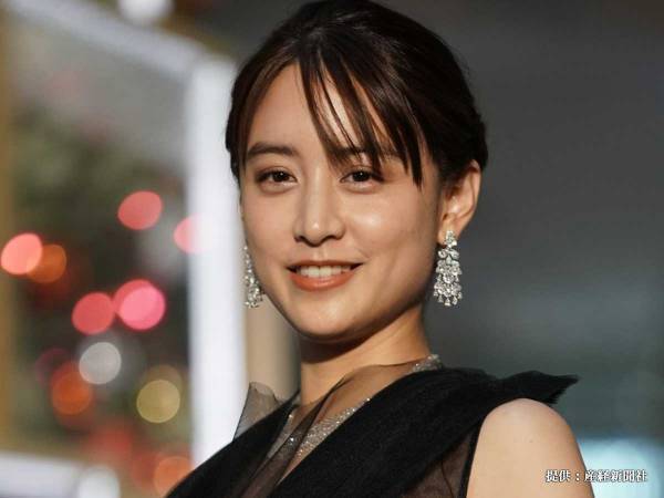 こんなマスクが欲しい…！　山本美月の公開した『３枚』に、心奪われる人が続出