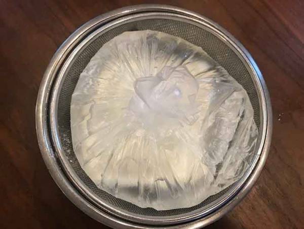 子供も楽しくお手伝い！材料はたった３つだけ、簡単アイスの作り方