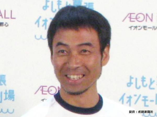 闘病中のワッキーに、母校のサッカー部員が贈った『ユニフォーム』とは