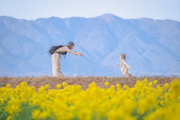 息子には悪いけどあまりにお見事すぎて…　素敵な家族写真だと思ったら？