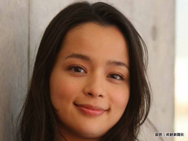 加藤ローサ、誕生日と結婚記念日を報告！　「アレもできなくなった…」と悩みも明かす