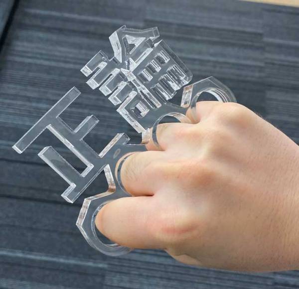 暴力はダメ…だけど、これは欲しい！　斜め上なメリケンサックに反響