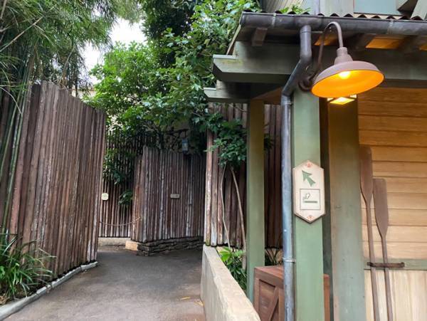 ディズニーランドの喫煙所２０２０年版　【場所や行き方まとめ】