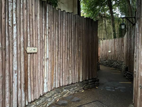 ディズニーランドの喫煙所２０２０年版　【場所や行き方まとめ】