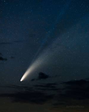 思っていたより『君の名は。』だった…　彗星を撮影した結果？【２枚】