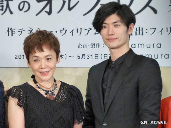 大竹しのぶ、三浦春馬の思い出を語る　「帽子を忘れて先に降りた私に…」