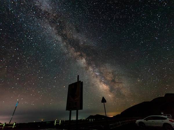 「年に１回見れるかどうか 」　北海道の夜空を撮った１枚が、心に響く
