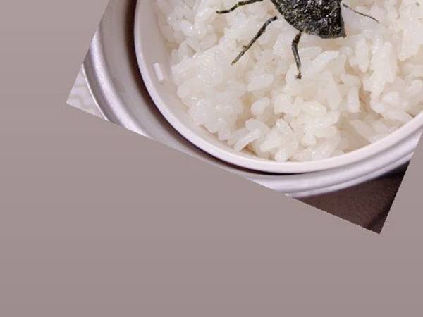 嫌がらせのため虫弁当を手作りした妻　お昼、夫から電話がかかってきて？