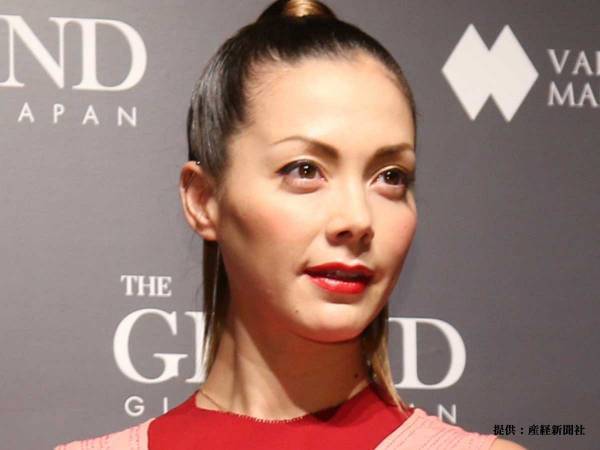 世界中から絶賛の声！　土屋アンナが『紅蓮華』を歌うと…？